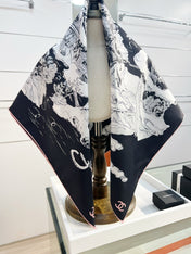 CHANEL 25S SCARF 90 IN SILK 735864