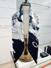 CHANEL 25S SCARF 90 IN SILK 735864