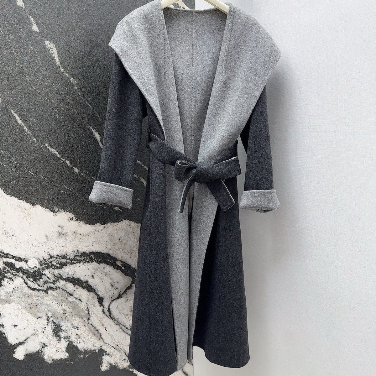 MAX MARA 25S HOODED LONG COAT 158