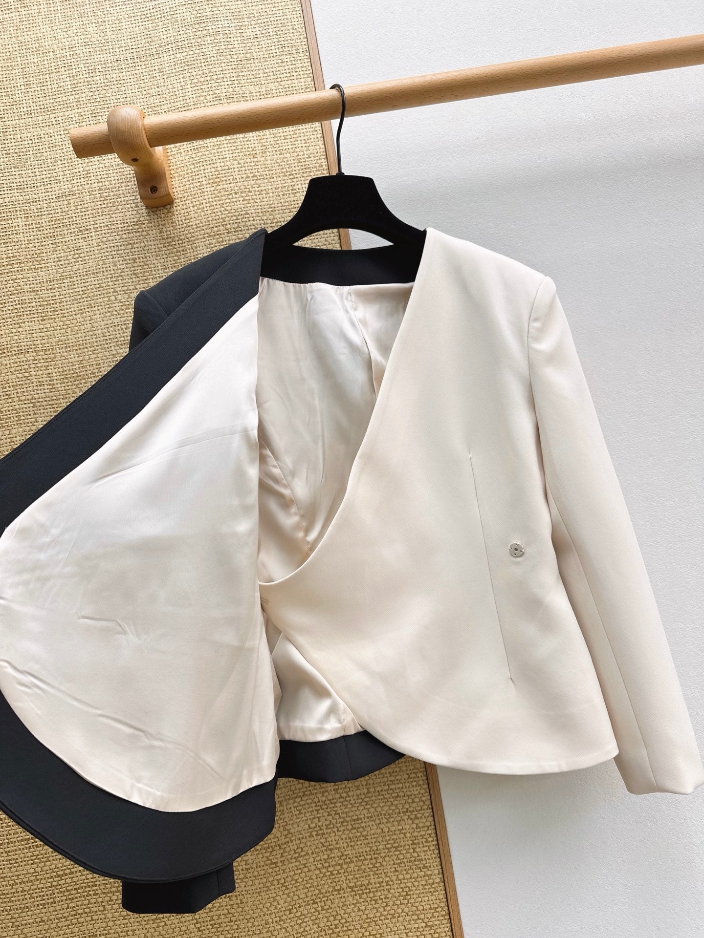 VALENTINO 26S JACKET STYLE 8