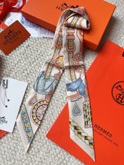 HERMES 26S SCARF 86 IN SILK 309640