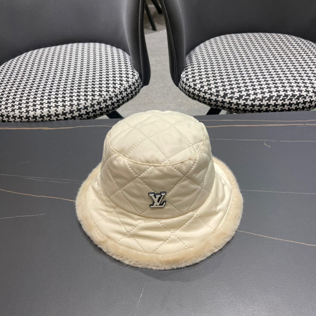 KNITTED BUCKET HAT IN CREAM BEIGE COTTON AND LAMB FUR 420924