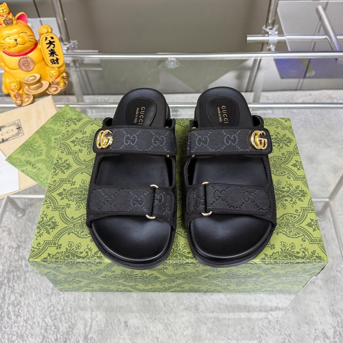 GG SANDALS IN BLACK FABRIC AND CALFSKIN WITH GOLD HARDWARE