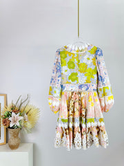 V-NECK FLORAL PRINT DRESS WITH LACE DETAIL