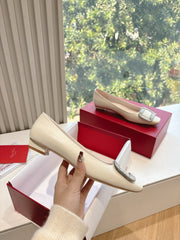 BELLE VIVIER BALLERINAS IN PARCHMENT BEIGE SMOOTH LAMBSKIN