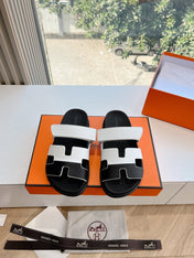 CHYPRE SANDAL IN WHITE MIX BLACK CALFSKIN