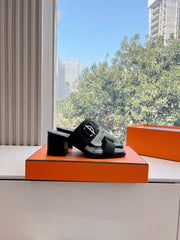 KUTE 60 SANDAL IN BLACK CALFSKIN