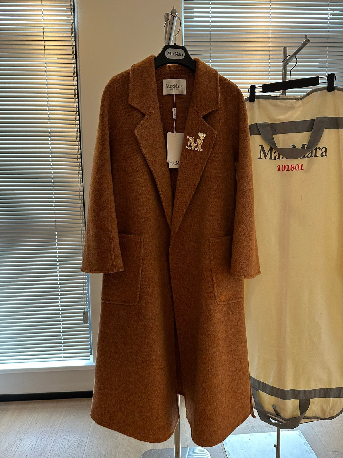 MAX MARA 25S CASHMERE COAT 196