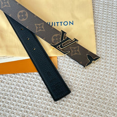 Pretty LV 30mm Reversible Belt Black Gold Buckle Black Brown Leather