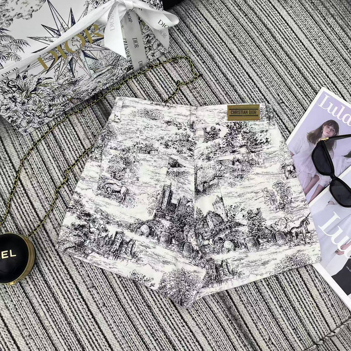 Dior 25C Short Toile de Jouy Scotland Pattern 228386