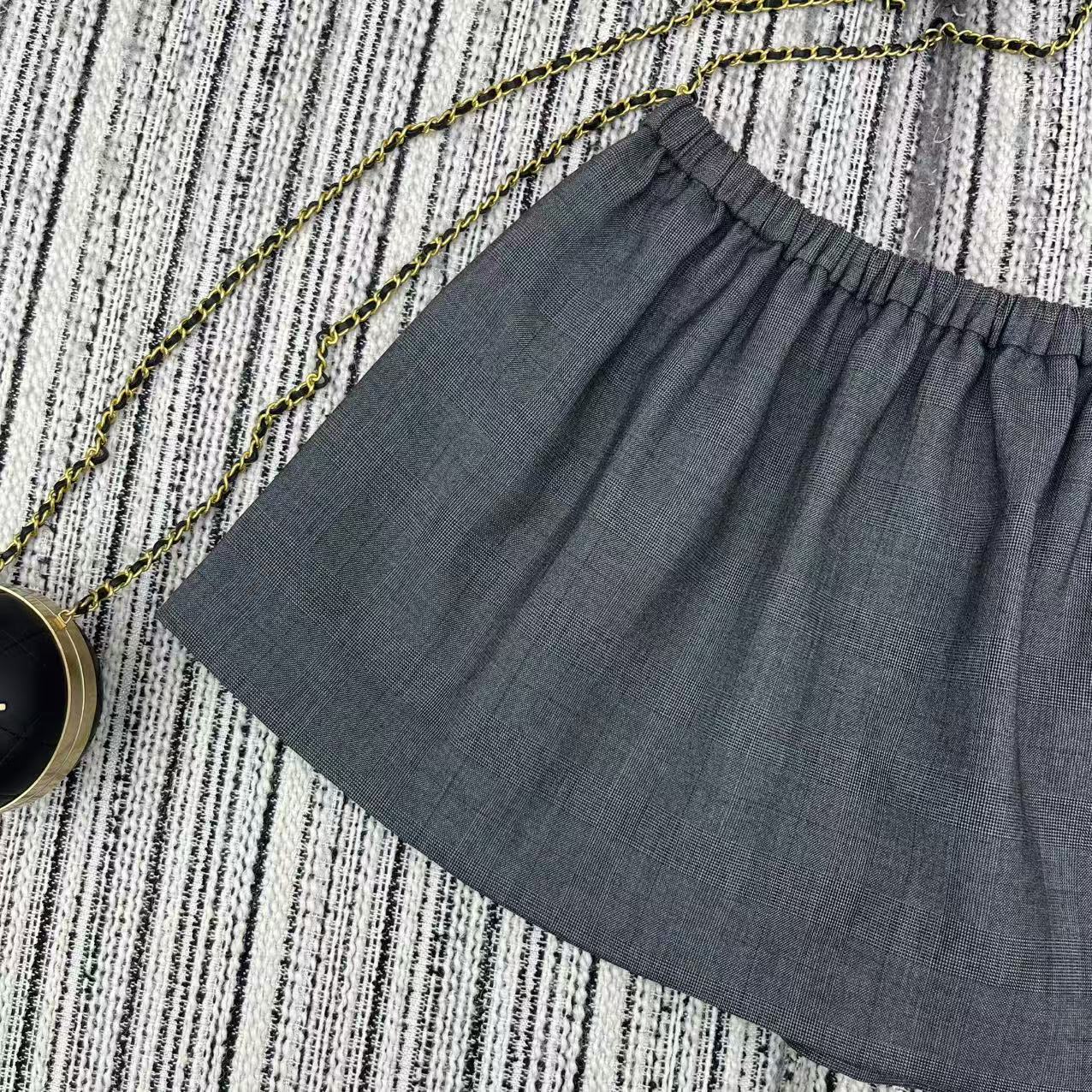 MIUMIU SKIRT STYLE 102