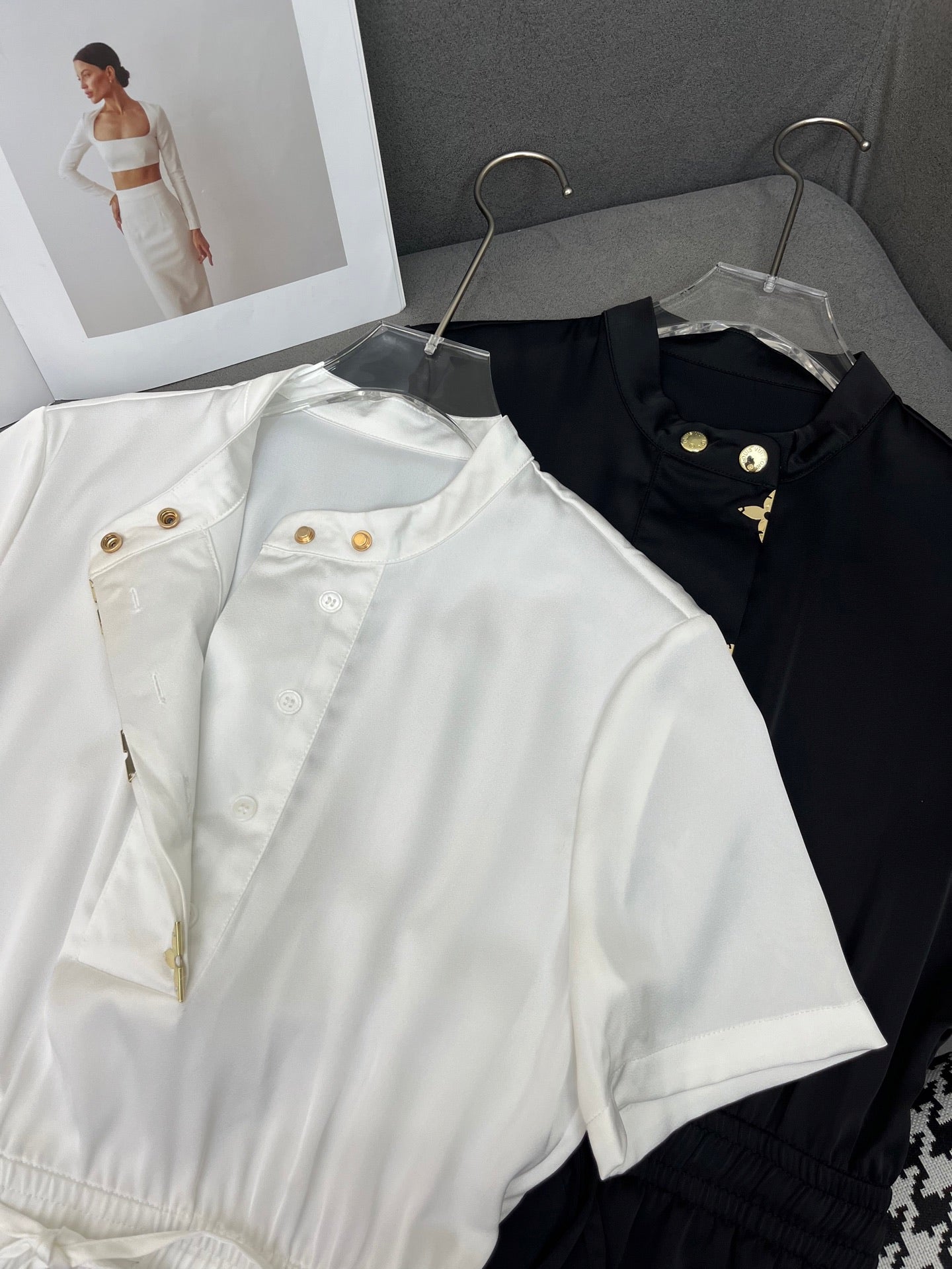 ROUND-NECK SHORT-SLEEVE DRESS 253297