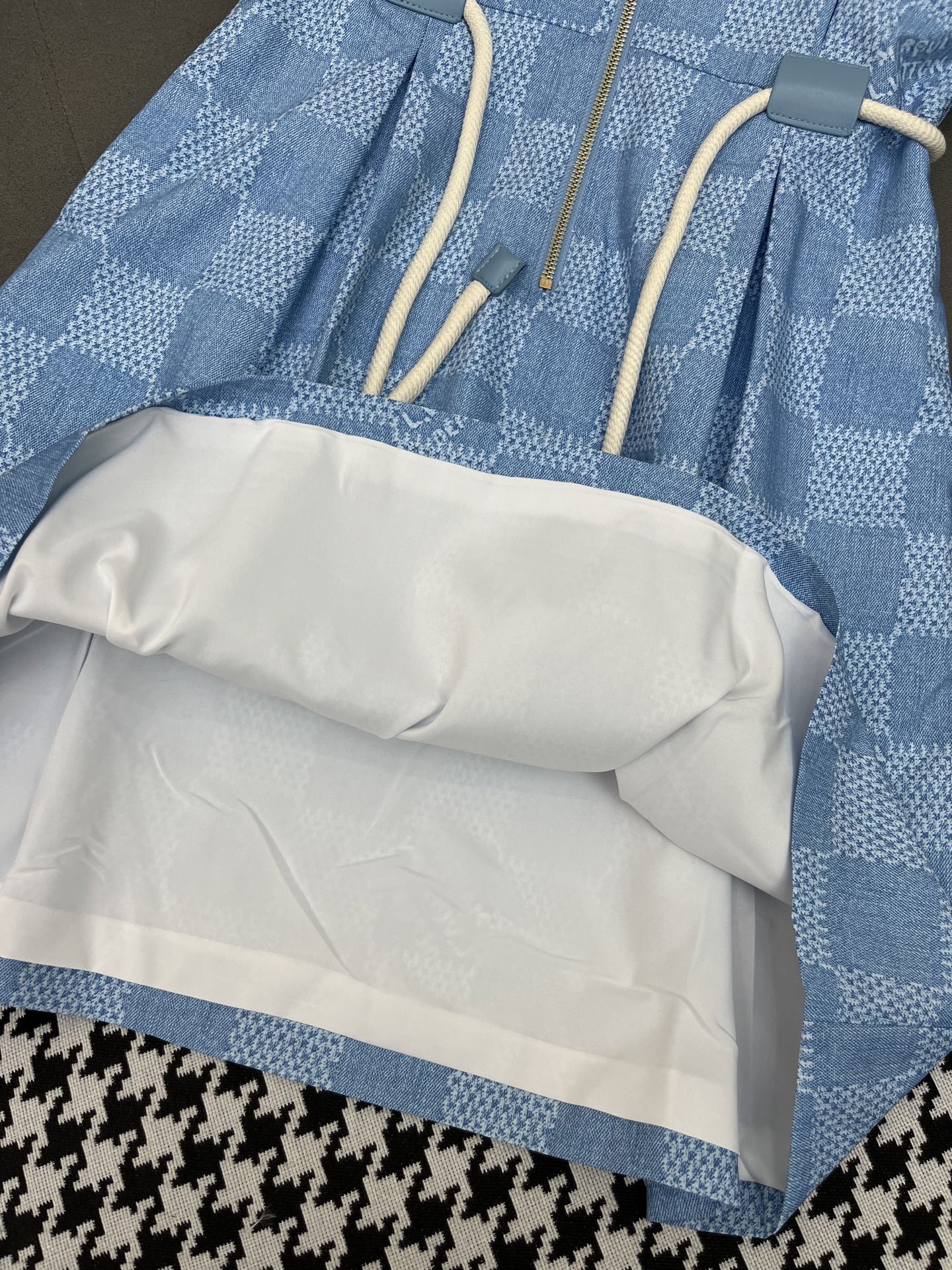 LV FRONT ZIP SLEEVELESS DRESS BLUE 25S IN POLYESTER 266638