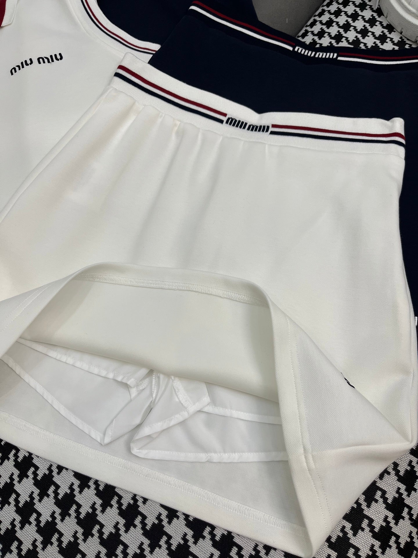 MIUMIU SET SPORTWEAR COTTON 266672