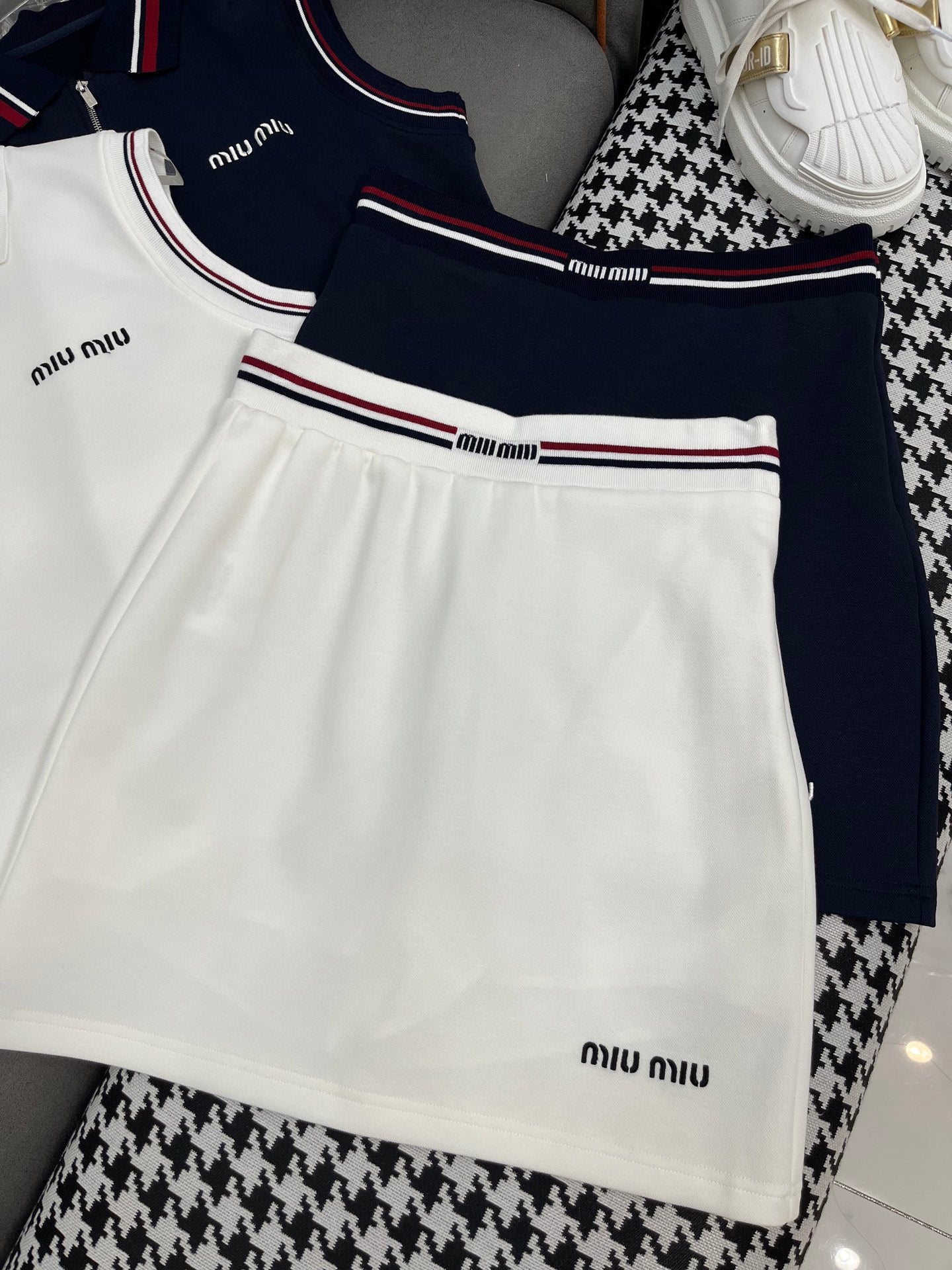 MIUMIU SET SPORTWEAR COTTON 266672
