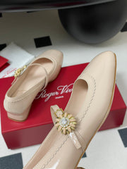 TRÈS VIVIER MARY JANE PUMPS IN BEIGE PATENT CALFSKIN