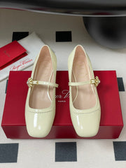 TRÈS VIVIER MARY JANE PUMPS IN CREAM PATENT CALFSKIN