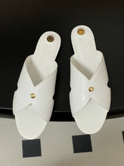 LP CLASSIC CROSS-STRAP SANDALS 25S IN WHITE LAMBSKIN