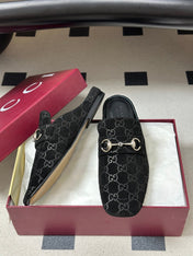 GUCCI 26S HORSEBIT LOAFER MULES IN BLACK SUEDE