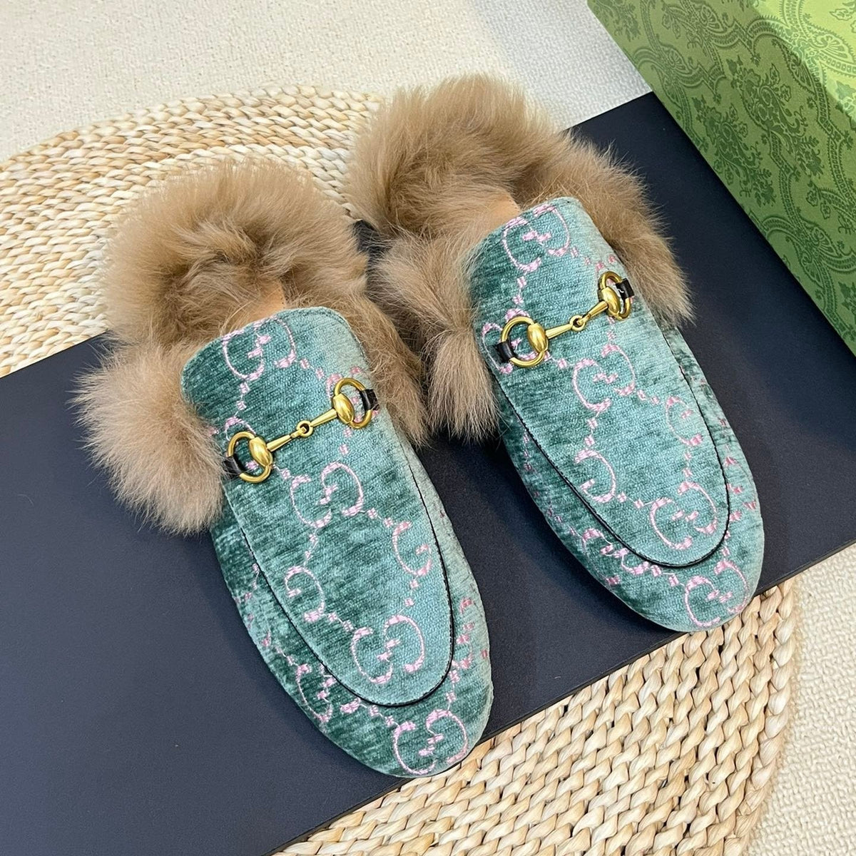 HORSEBIT MULE IN TURQUOISE MONOGRAM VELVET AND LAMB WOOL LINING