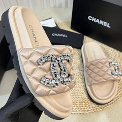 New Style Diamond Buckle Double C Thick Bottom Slippers Beige Cream Sheepskin