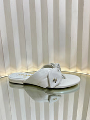 LACE SANDALS IN WHITE CALFSKIN
