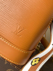 ALMA BB BAG 23 IN BRONZE BROWN GRAIN EPI COWHIDE