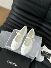 MARY JANE SHOES IN WHITE LAMBSKIN