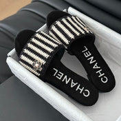 Sheepskins Knit Slippers Black White