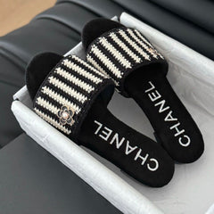 Sheepskins Knit Slippers Black White