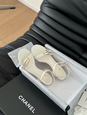 MID-HEEL 35 MM SANDAL IN WHITE SHEEPSKIN