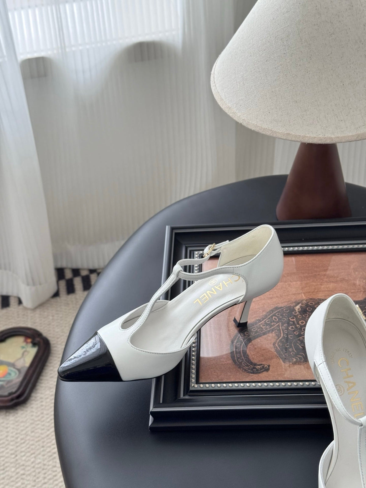 HIGH HEELS WAIST CUTTING IN WHITE MIX BLACK CALFSKIN