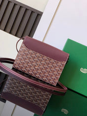 CHYPRE WALLET-POUCH 21 IN WINE RED GOYARDINE CANVAS AND CALFSKIN