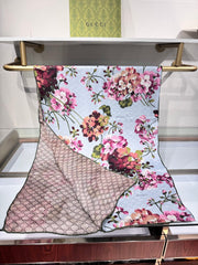 GUCCI 25S SCARF 180 IN SILK 737206