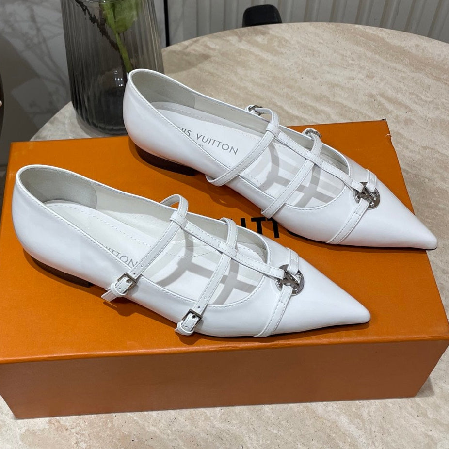 POINTED-TOE TRIPLE-STRAP BALLET FLAT IN WHITE PATENT CALFSKIN