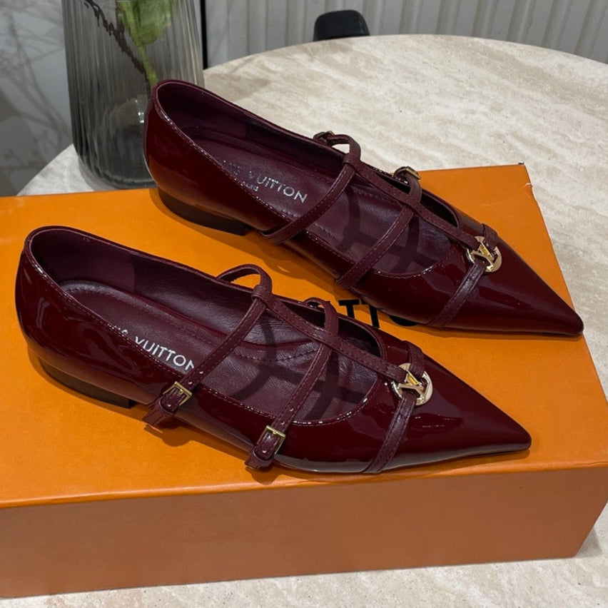 POINTED-TOE TRIPLE-STRAP BALLET FLAT IN BURGUNDY RED PATENT CALFSKIN