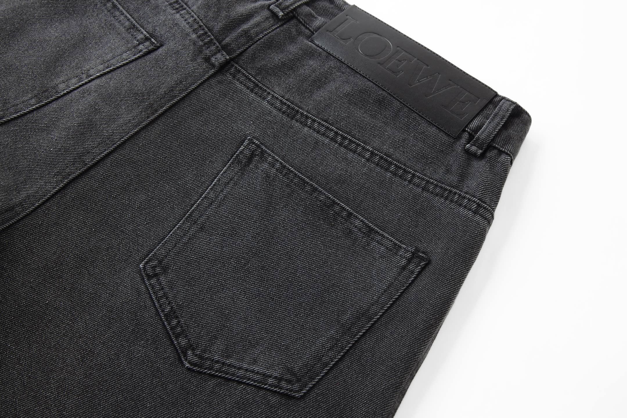 LOEWE JEANS STYLE 4