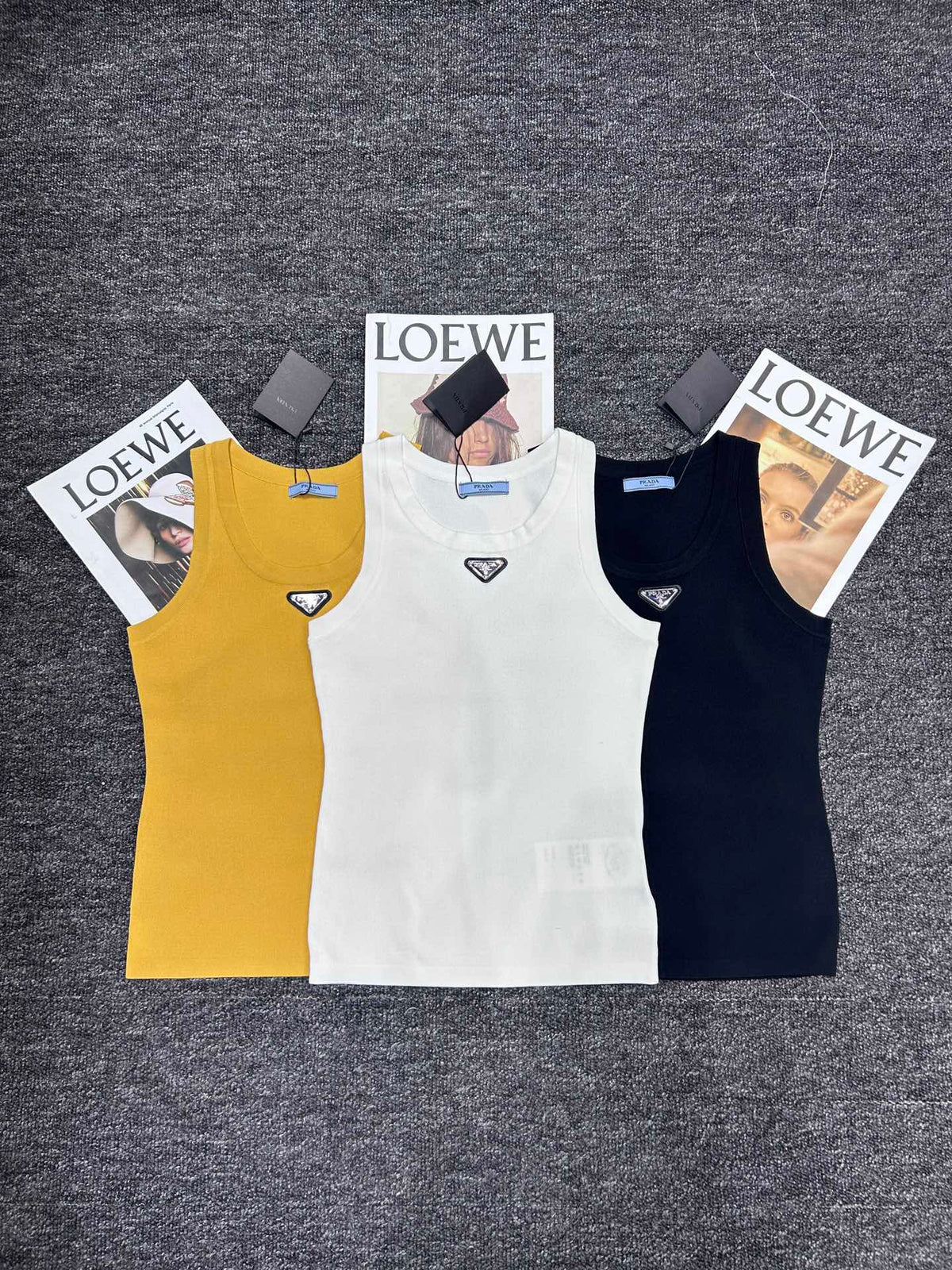 PRADA 25S SLEEVELESS TOP 432