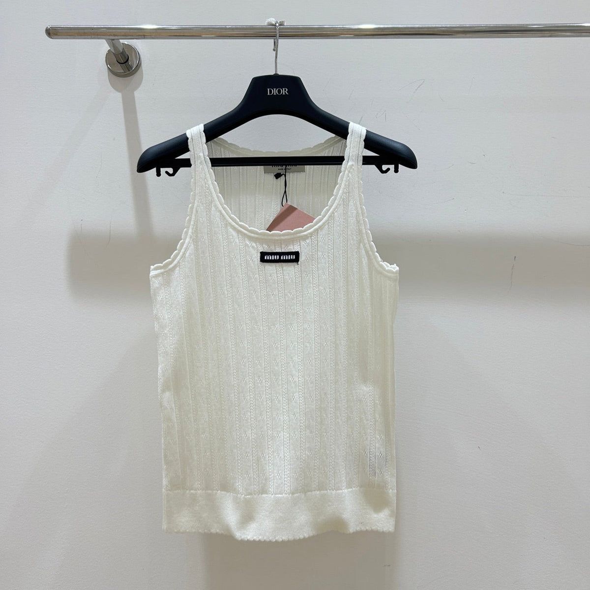 MIUMIU SLEEVELESS TOP STYLE 198