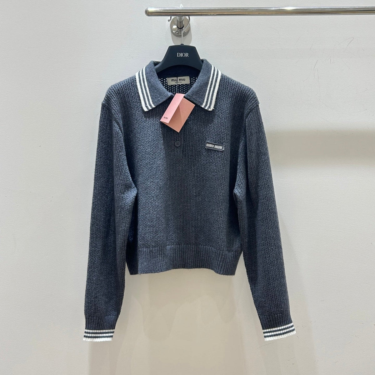 MIUMIU SWEATER STYLE 632
