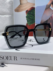 SQUARE SUNGLASSES 581357 IN BLACK ACETATE