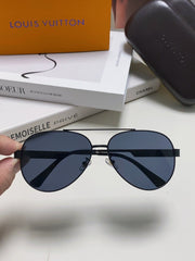 PILOT SUNGLASS 581365 IN BLACK METAL