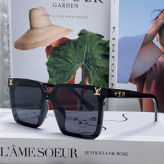 SQUARE SUNGLASS 581370 IN BLACK ACETATE