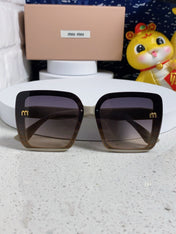 RUNWAY SQUARE SUNGLASSES 563196 IN BEIGE ACETATE