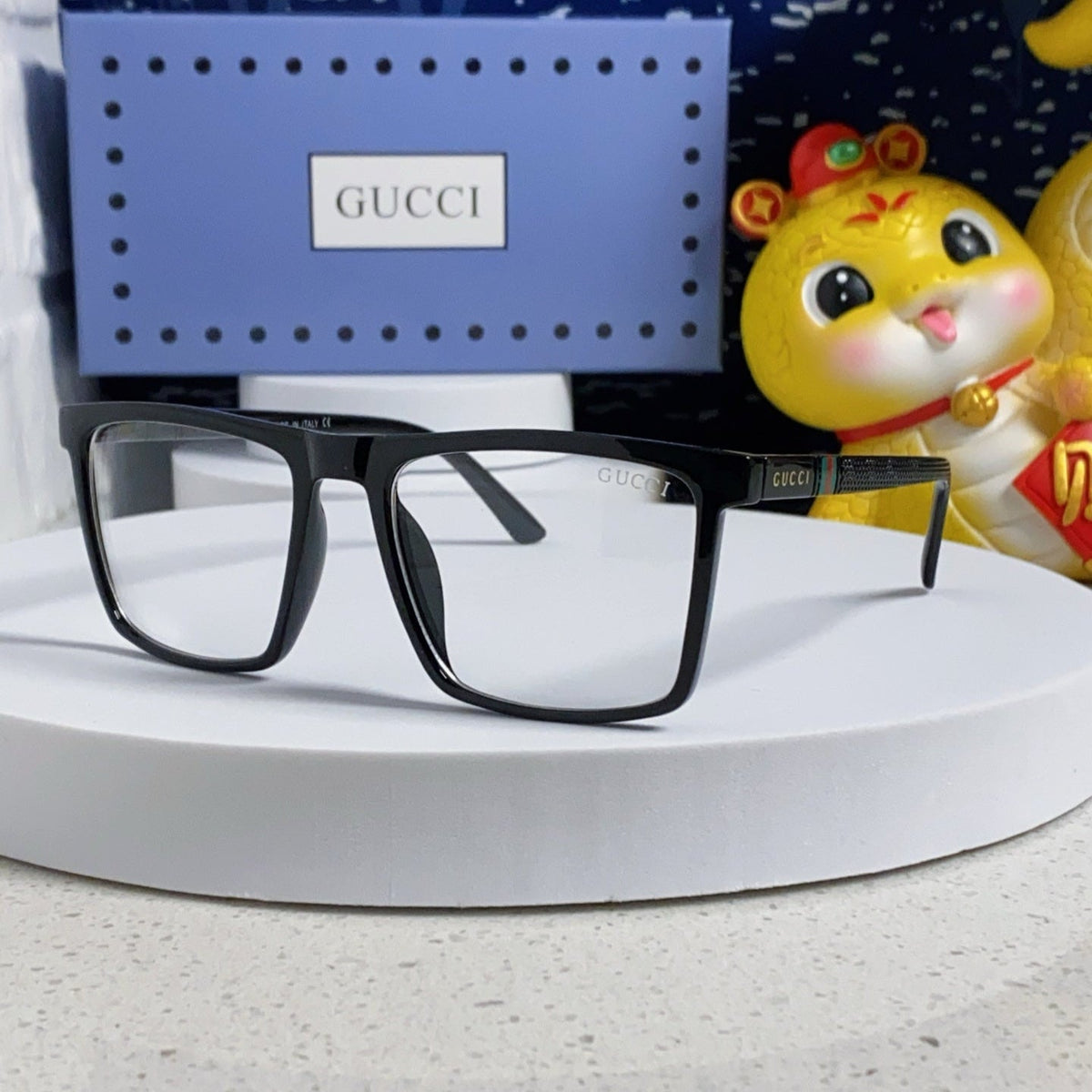 RECTANGULAR FRAME SUNGLASSES 563257 IN ACETATE