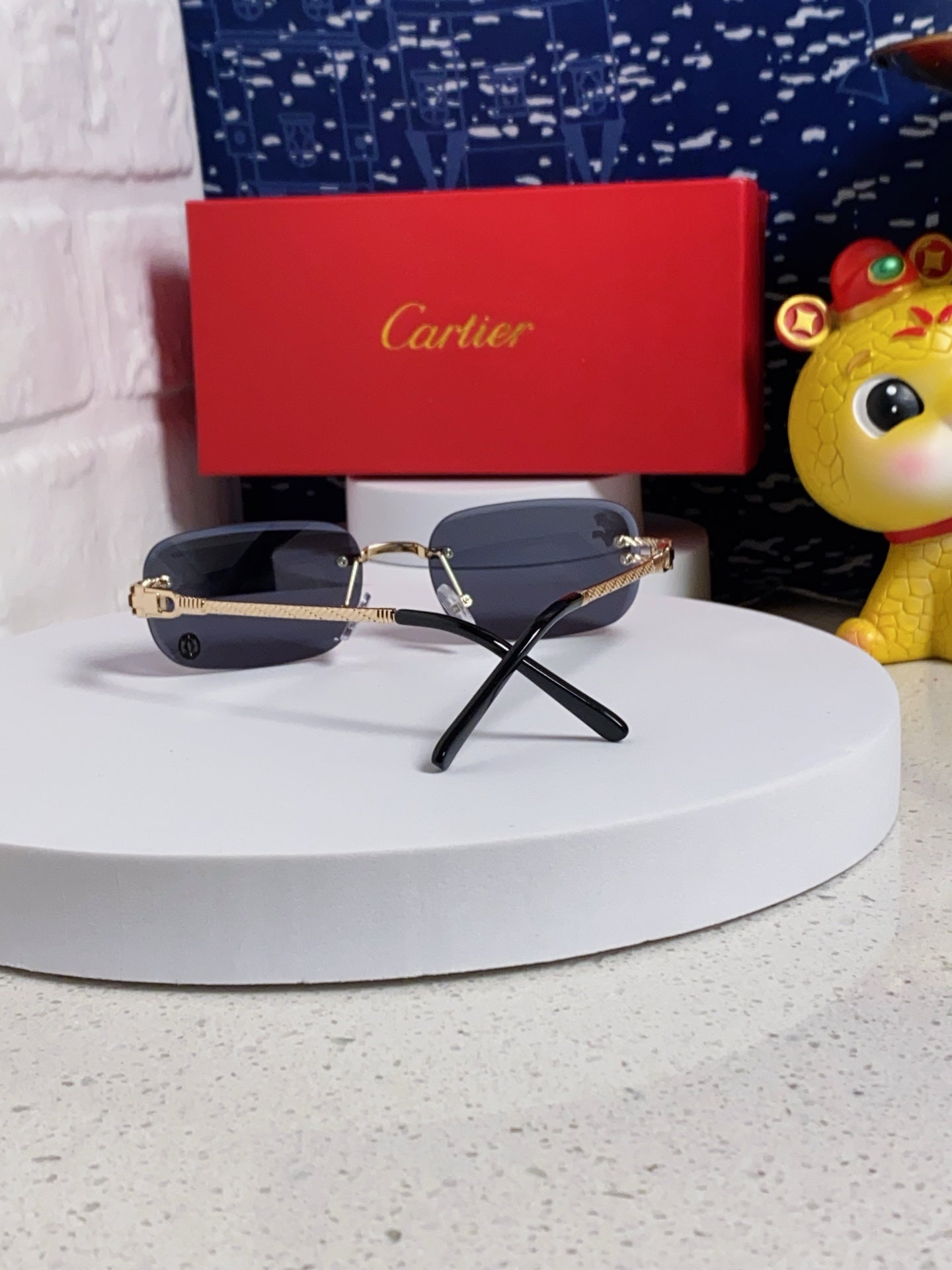 SIGNATURE C DE RECTANGULAR FRAME SUNGLASSES 533233 IN METAL