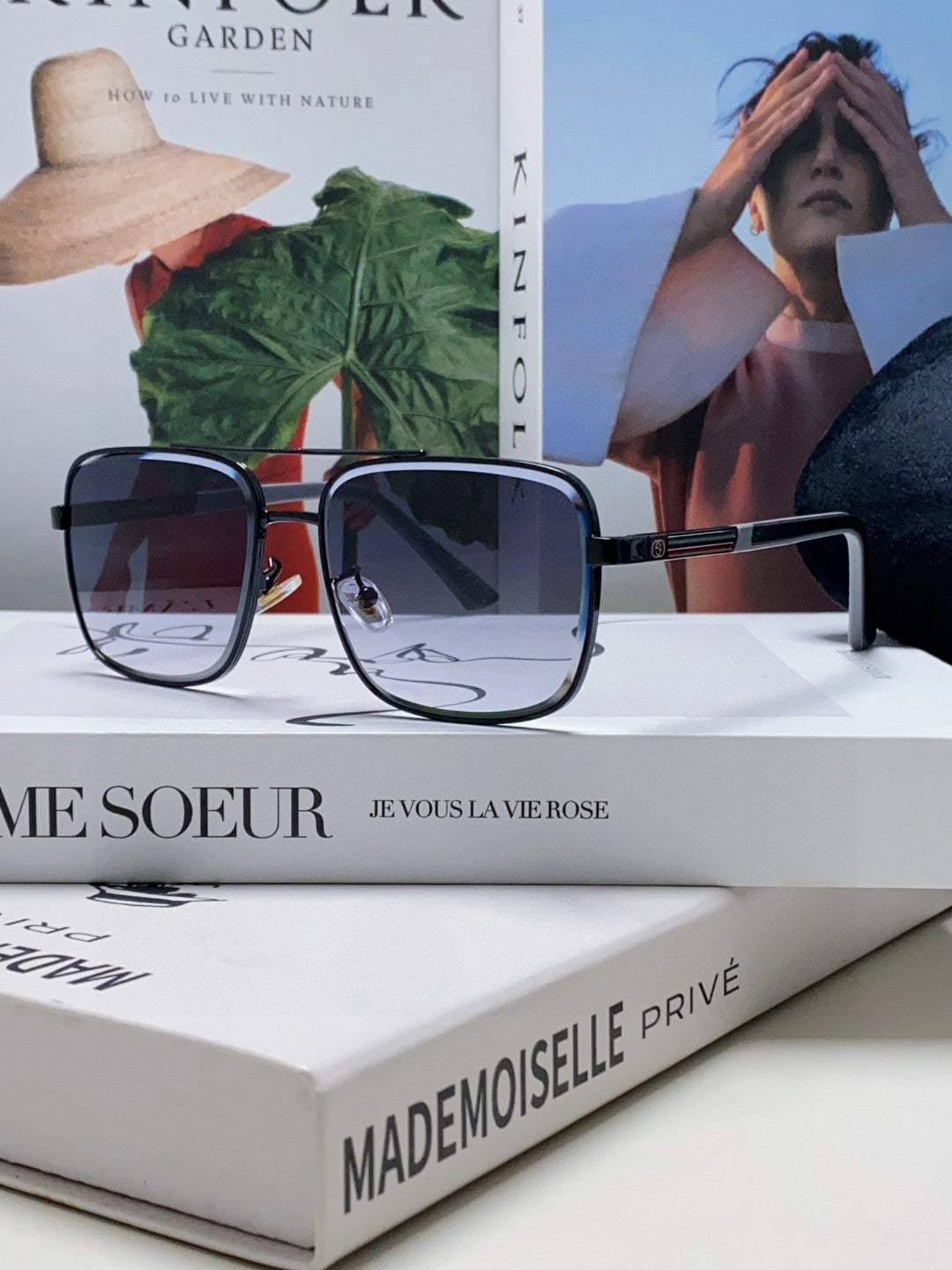 SQUARE FRAME SUNGLASSES 570213 IN METAL