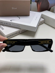 SIGNATURE SUNGLASS 571588 IN BLACK ACETATE