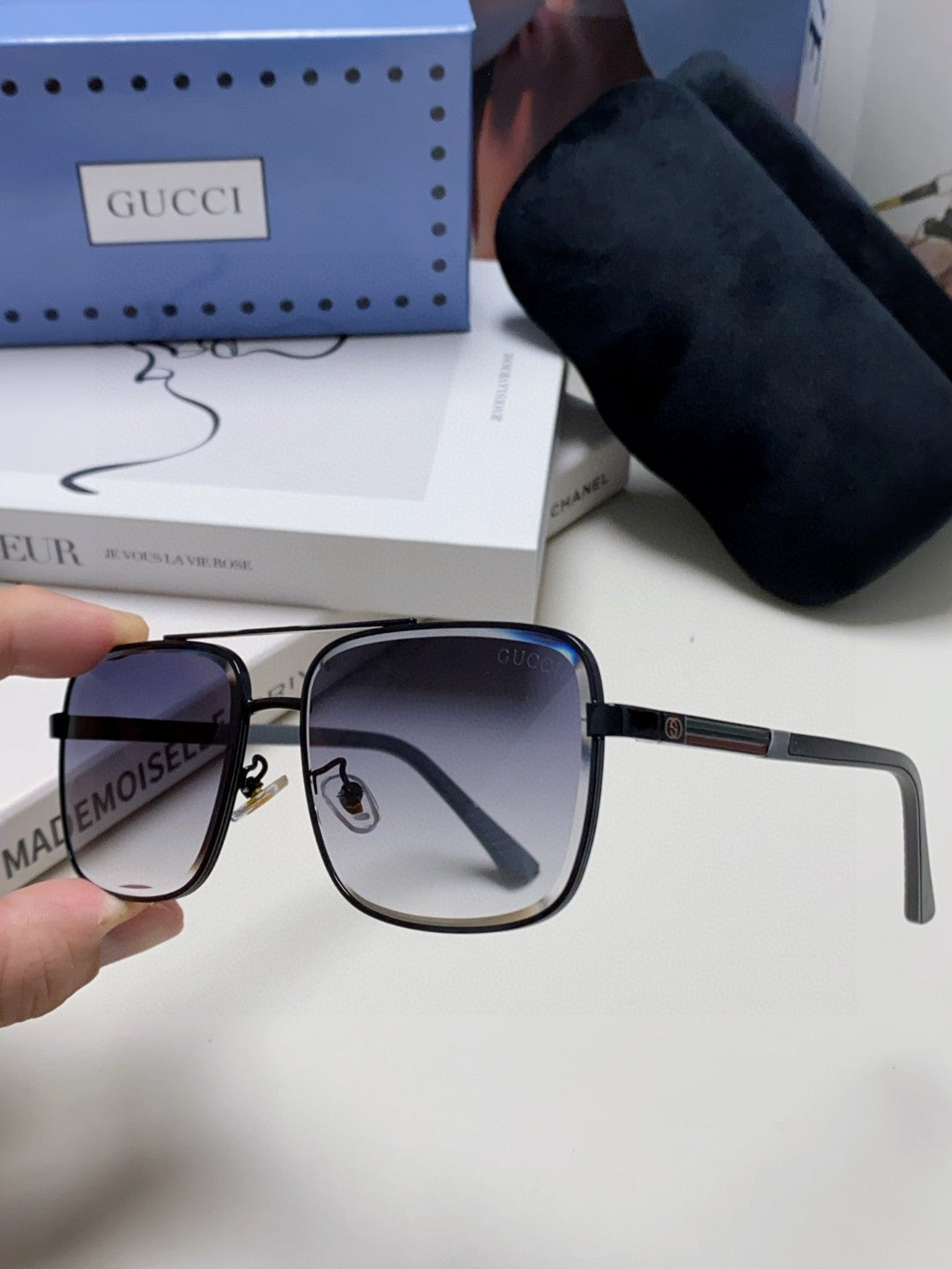 SQUARE FRAME SUNGLASSES 576880 IN METAL