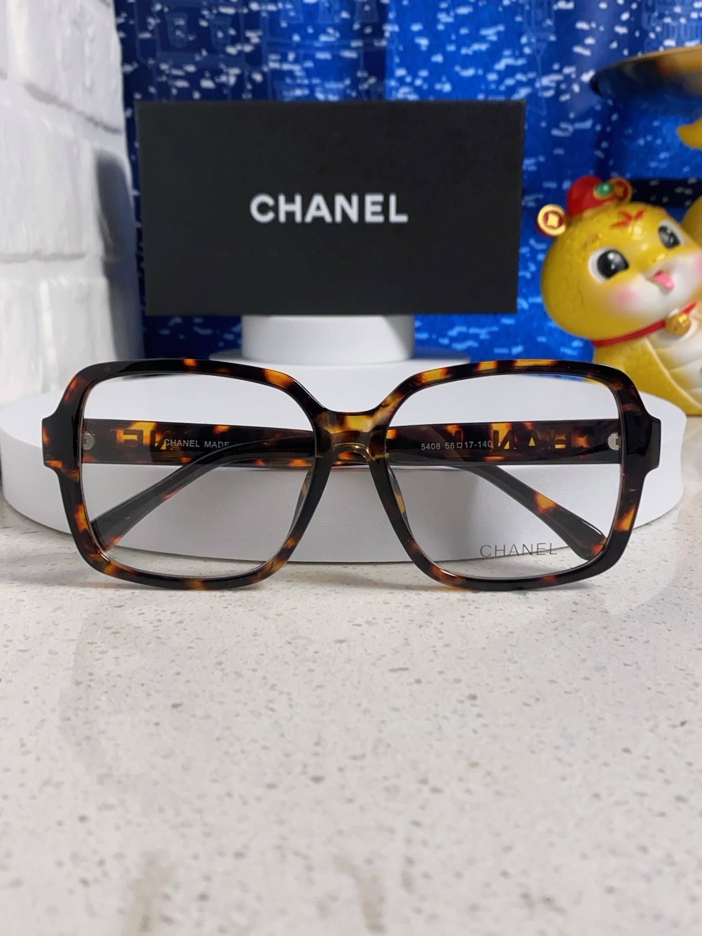 SQUARE SUNGLASSES 638933 IN HAVANA ACETATE